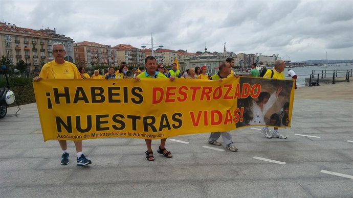 Afectados por derribos en Santander 