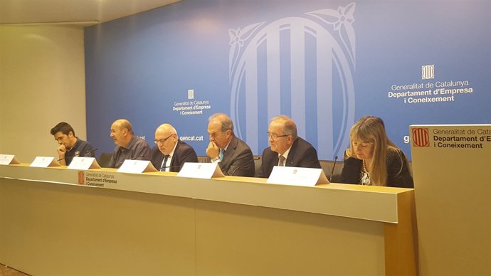 Reunió de treball per abordar un pacte nacional per la indústria
