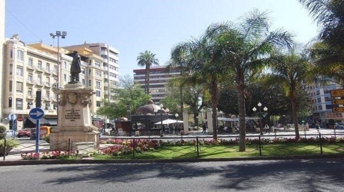 Plaza alicantina de Calvo Sotelo