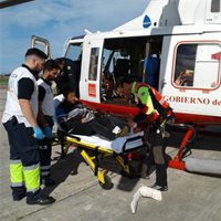 Rescatado en helicóptero un escalador en Picos con rotura de tibia