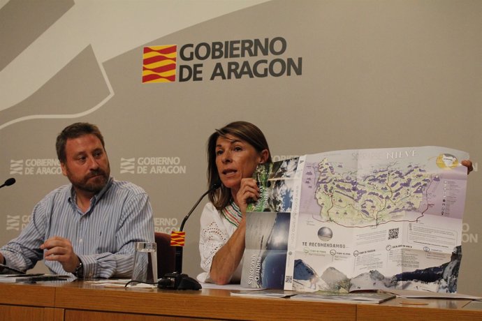 Soro y Agraz han presentado los nuevos materiales turísticos de Sobrarbe 