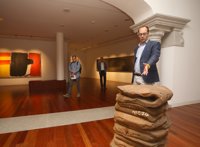Abanca trae a Santiago 'La mirada contemporánea' de su colección a través de 42 obras de arte