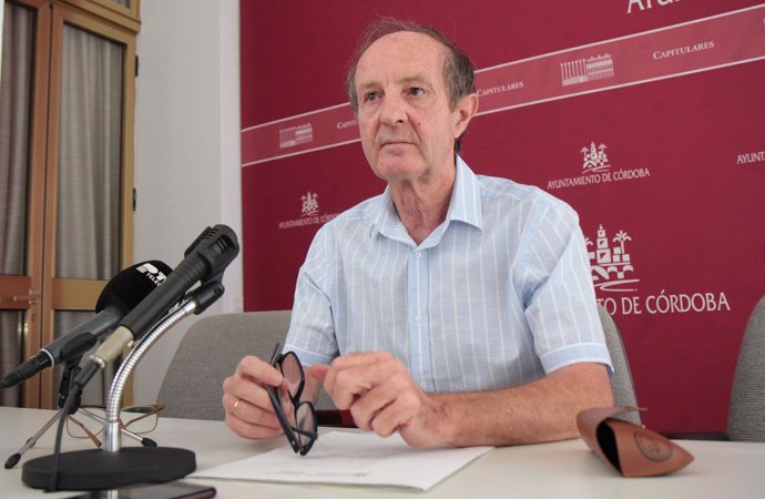 Andrés Pino en la rueda de prensa