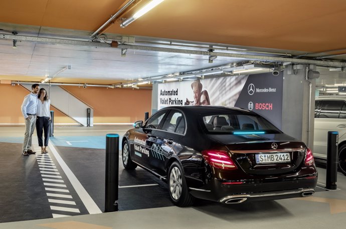 Bosch y Daimler demuestran cómo aparcar sin conductor en condiciones reales