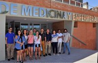 Estudiantes de enfermería estadounidenses visitan centros de salud de Córdoba, el Reina Sofía y el 061