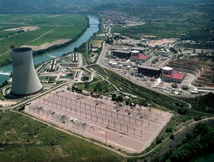 Vista Aèria De la Nuclear D'Ascó