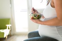Una dieta saludable y ejercicio reduce el riesgo de cesárea
