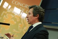 Floriano (PP) cree que Rajoy contestará mañana a todas las preguntas sobre Gürtel porque "no tiene nada que ocultar"