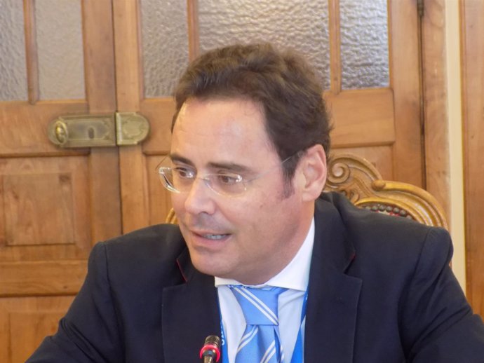 El secretario de Estado para la UE, Jorge Toledo Albiñana   