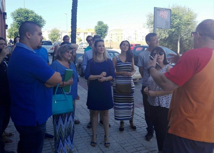 La delegada territorial de Educación visita las obras del IES Al-Guadaira