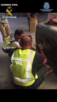 Nueve detenidos de una red dedicada al tráfico de hachís que operaba en Melilla, Alicante y Almería