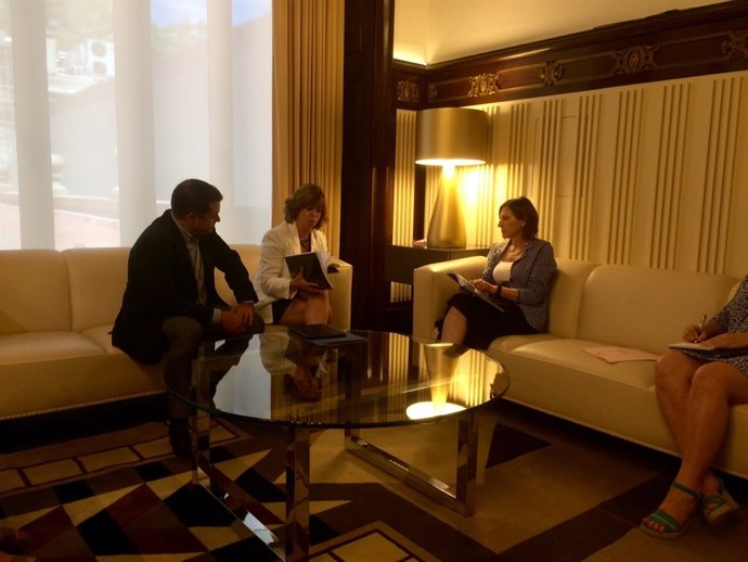 Meritxell Borràs i Carme Forcadell