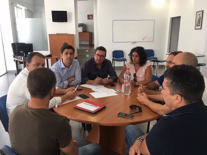 El presidente del PP de Huelva, Manuel Andrés González, en Ayamonte.