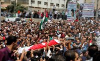 Miles de jordanos protestan contra Israel en el funeral del atacante abatido