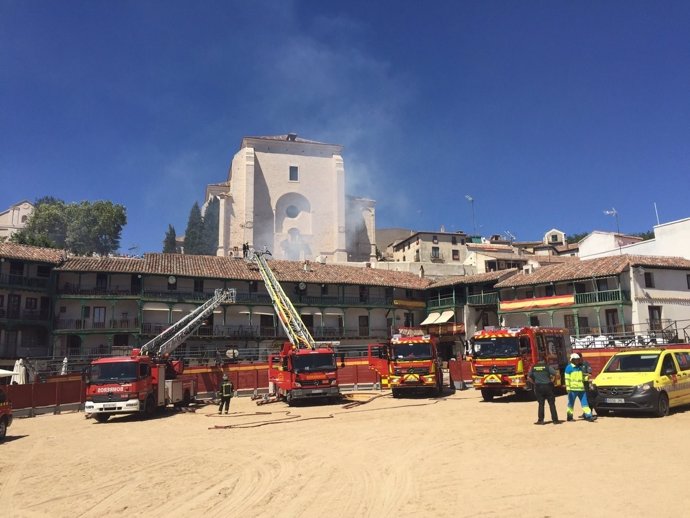 Incendio en la plaza mayor de Chinchón