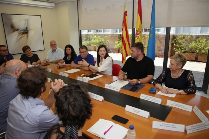 Reunión para tratar sobre las instrucciones sobre homeopatía y pseudociencias