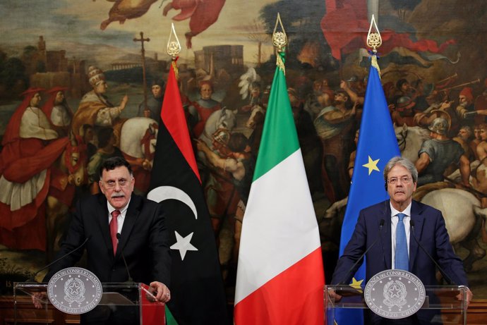 Paolo Gentiloni  y Fayez Serraj