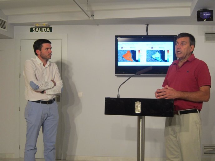 Luengo y Gilabert, presentando el Servidor de Datos del Mar Menor