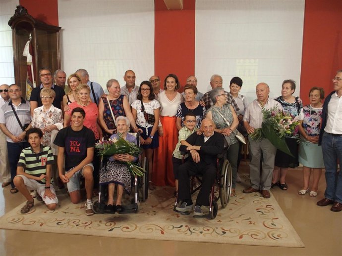 Celebración del Día de los Abuelos en el Ayuntamiento     