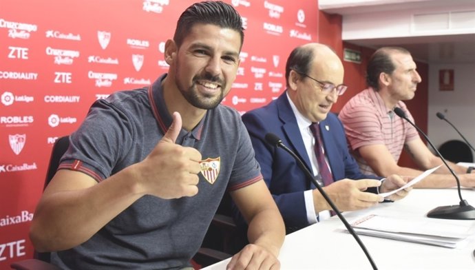 Nolito, presentado en el Sevilla