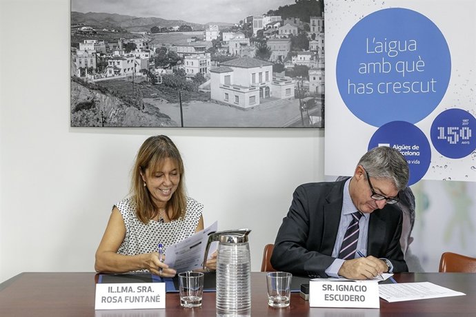 Rosa Funtané i Ignacio Escudero, en la signatura del protocol aquest dimecres