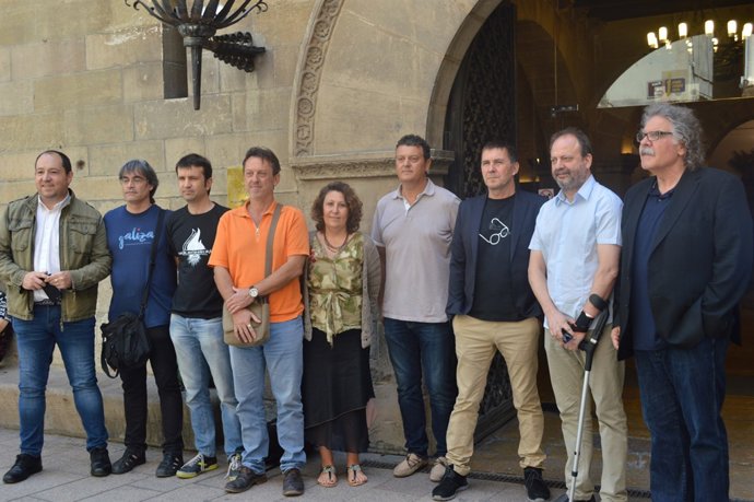 A. Otegui, a Lleida, al costat de Tardà i altres membres d'ERC
