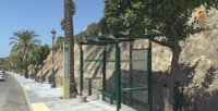 Consorcio de Transportes mejora las paradas de buses en cinco pueblos con la instalación de nuevas marquesinas