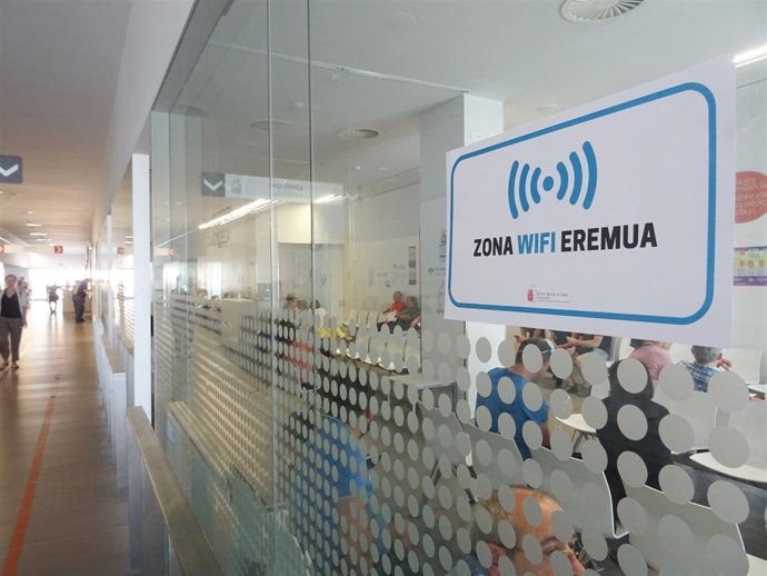  Urgencias Del CHN Dispone Ya De Wifi Para Pacientes.                  