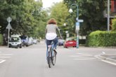 Foto: Las personas que van en bicicleta al trabajo tienen menos riesgo de sufrir estrés