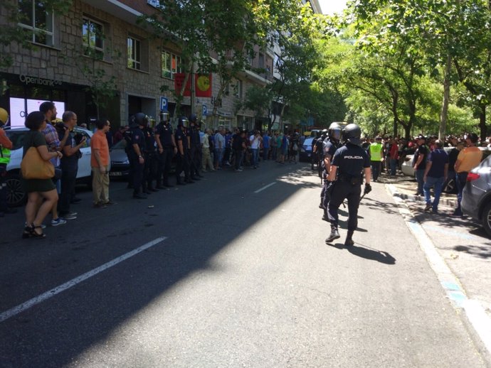 Tensión de taxistas en la manifestación