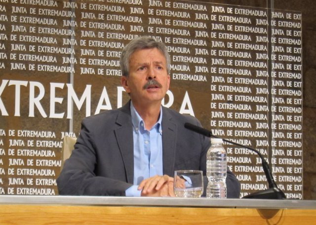 José Luis Navarro en rueda de prensa    