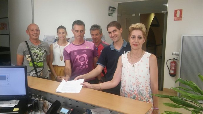 Grupos municipales registran moción de censura en el Ayuntamiento de Viana.