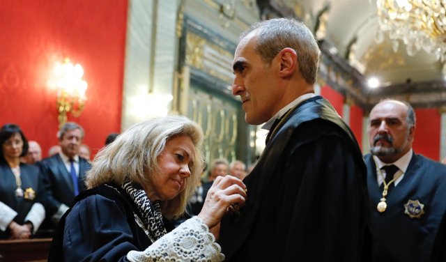 Toma de posesión de Alejandro Luzón