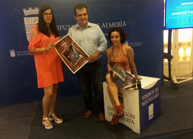 El espectáculo vasco 'Lurrak' es el primero en actuar en Conciertos Sentidos.