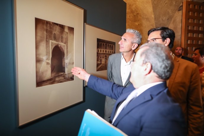 N.P. Cultura.Un Viaje En El Tiempo A Través De La Fotografía Muestra La Alhambra