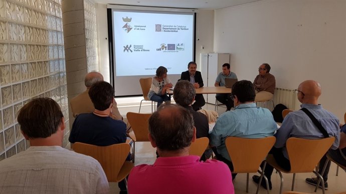El dtor.Gnral. Ferran Miralles es reuneix amb responsables del Consorci de Turis