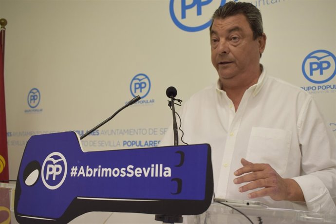 Ignacio Flores en rueda de prensa. 