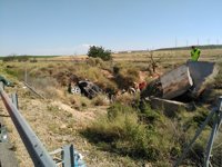 Los implicados en el accidente de la AP-68, en Luceni, miembros de una misma familia de Vizcaya