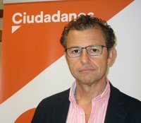 Cs asegura que la alcaldesa de Córdoba es la "única responsable" de que el Cercanías no esté ya en funcionamiento