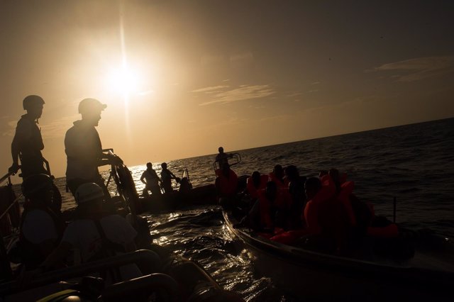 Operación de rescate en el Mediterráneo de MSF y SOS Mediterraneo