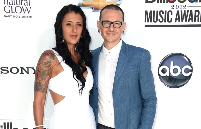 Chester y Talinda Bennington 