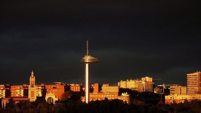 Faro de Moncloa