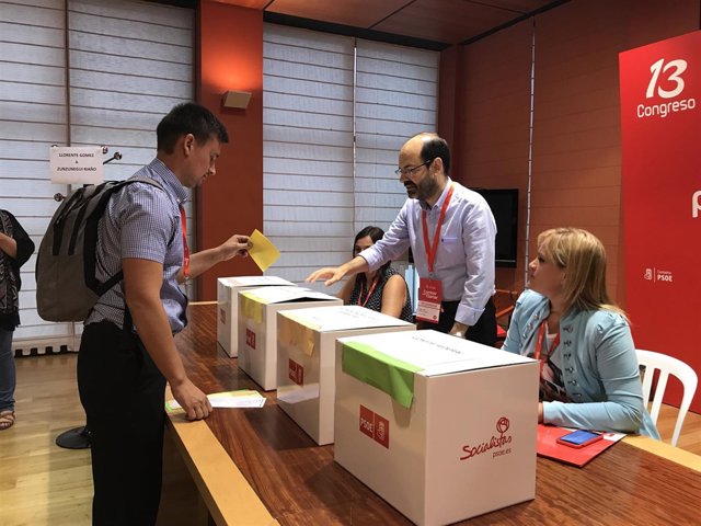 Comienzan las votaciones de los delegados