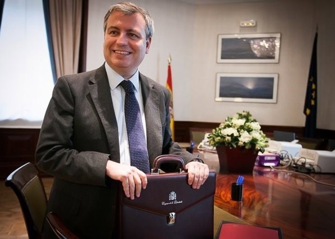Jordi Xuclá presenta la seva credencial com a diputat del Congrés