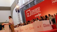Vara inicia con "ilusión" la "nueva etapa" al frente del PSOE de  Extremadura, que "necesita" a Sánchez en el Gobierno