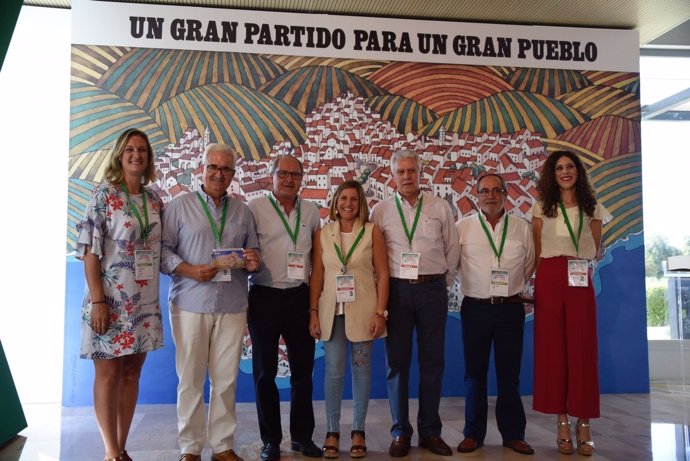 Representantes del PSOE de Cádiz en el Congreso del PSOE-A