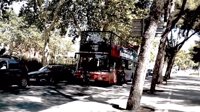 La Generalitat estudia medidas legales contra el ataque a un bus turístico de Barcelona
