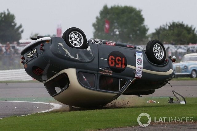 EL COCHE DE BRIAN JOHNSON