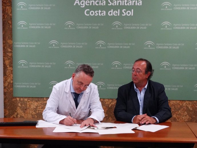 Firma acuerdo entre Hospital Costa del Sol y MarbellAyuda
