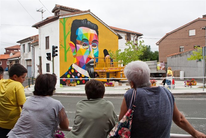 Okuda pintando en Polanco